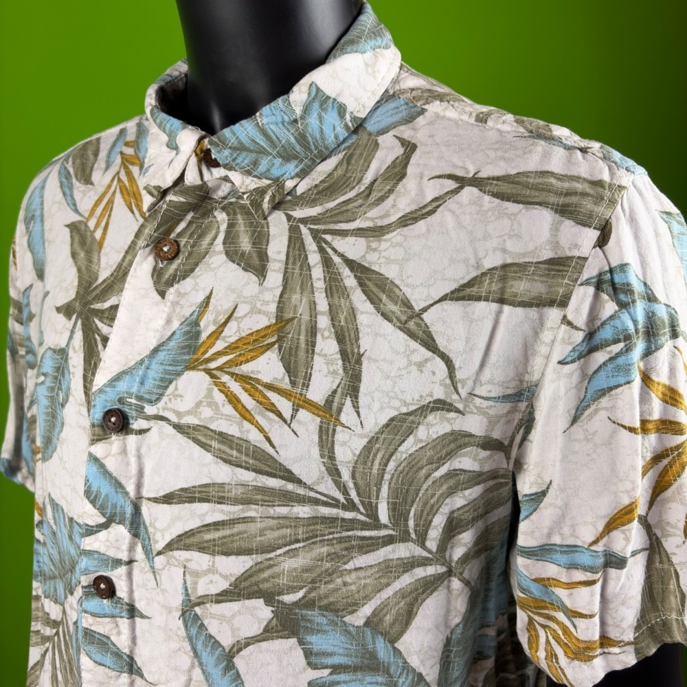 Margaritaville Mens XL Hawaiian Shirt Rayon Tropical Palm Leaf Button Down Cream